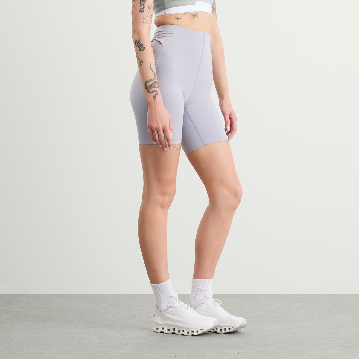 ON Women's Train Tights 1/2 in Lilac