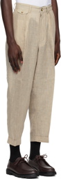 BEAMS PLUS Off-White 2 Pleats Tapered Trousers