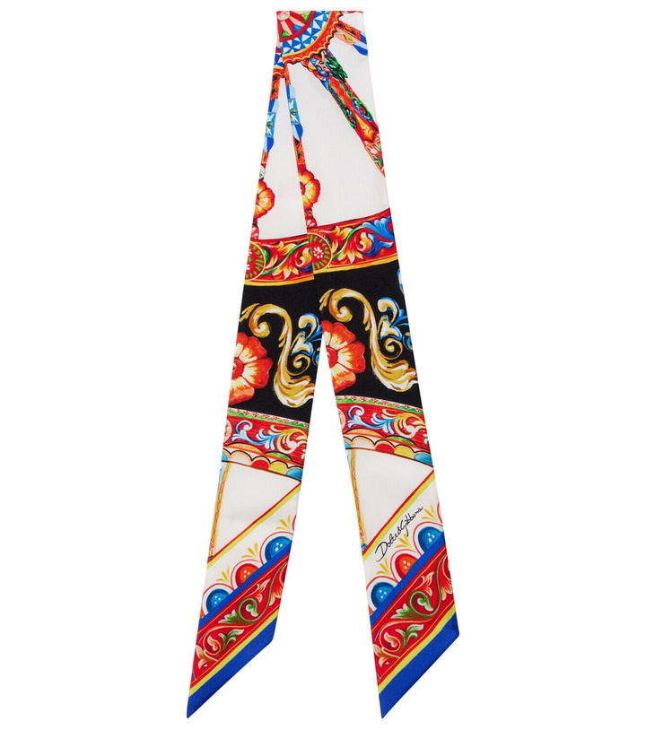Photo: Dolce&Gabbana Carretto silk twill scarf