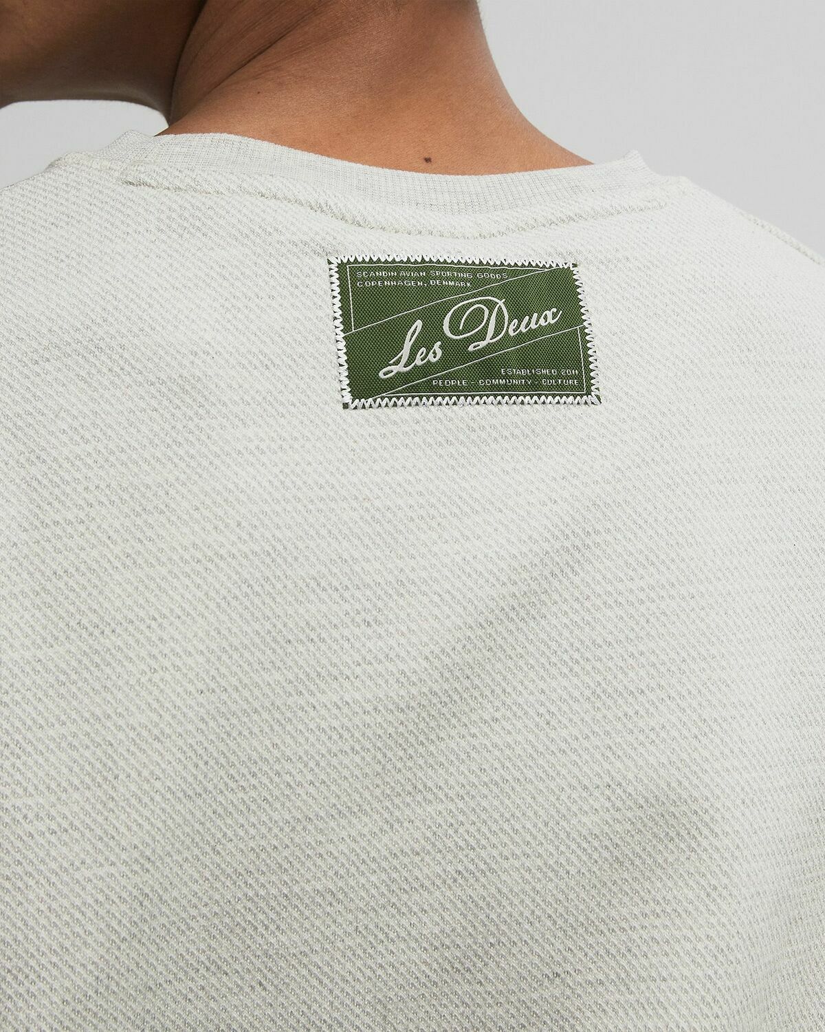 Les Deux Sully Patch SS Sweatshirt Grey Mens Shortsleefe