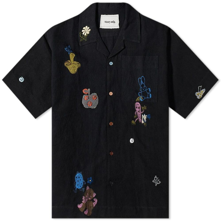 Photo: Story mfg. Men's Scorpio Trip Vacation Shirt in Washed Black