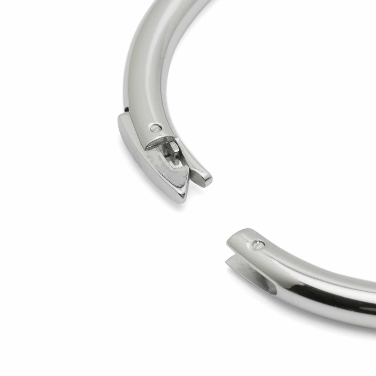 Missoma Women's Classic Round Hinged Bangle Bracelet in Silver