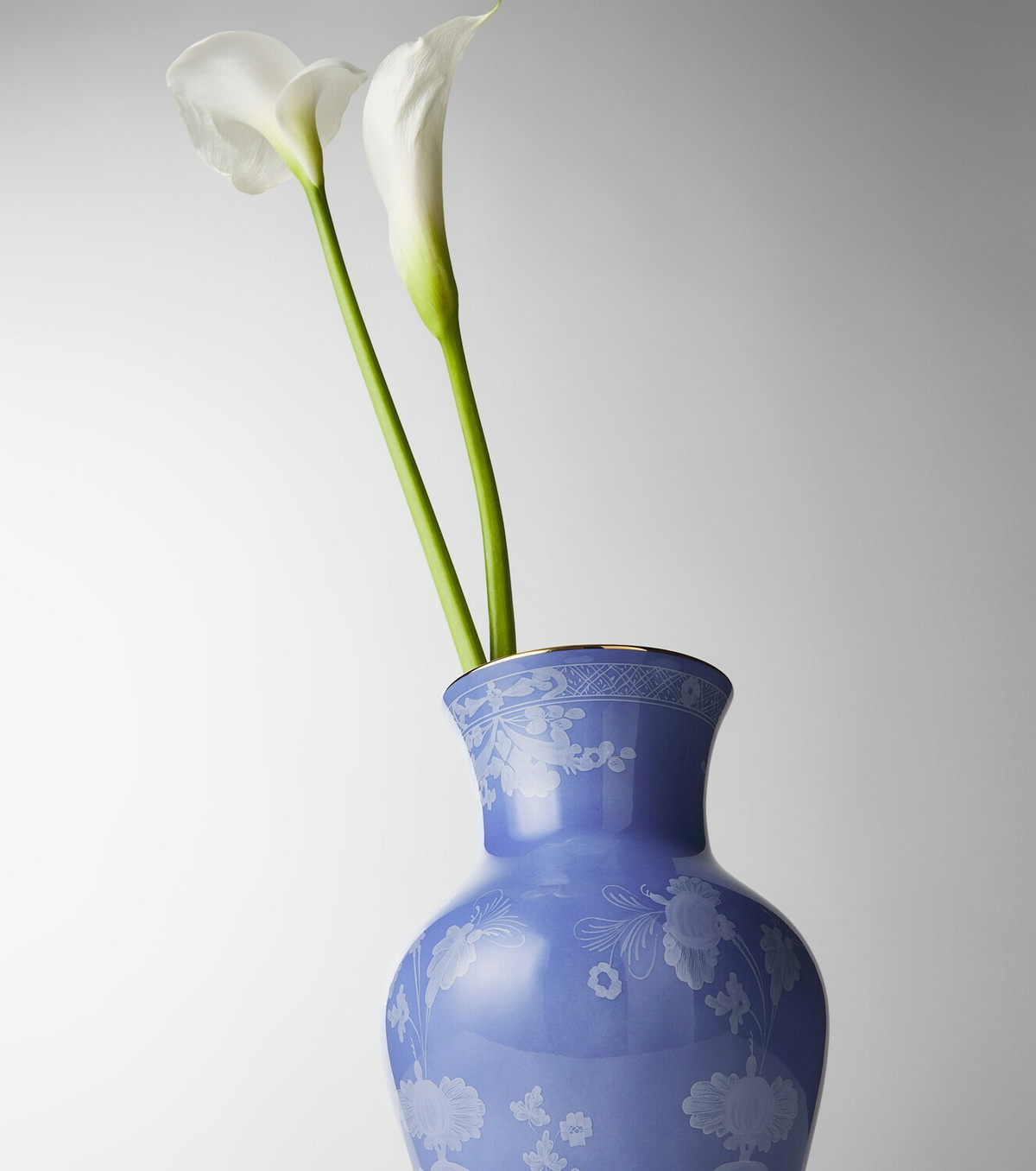 Ginori 1735 Oriente Italiano Ming porcelain vase