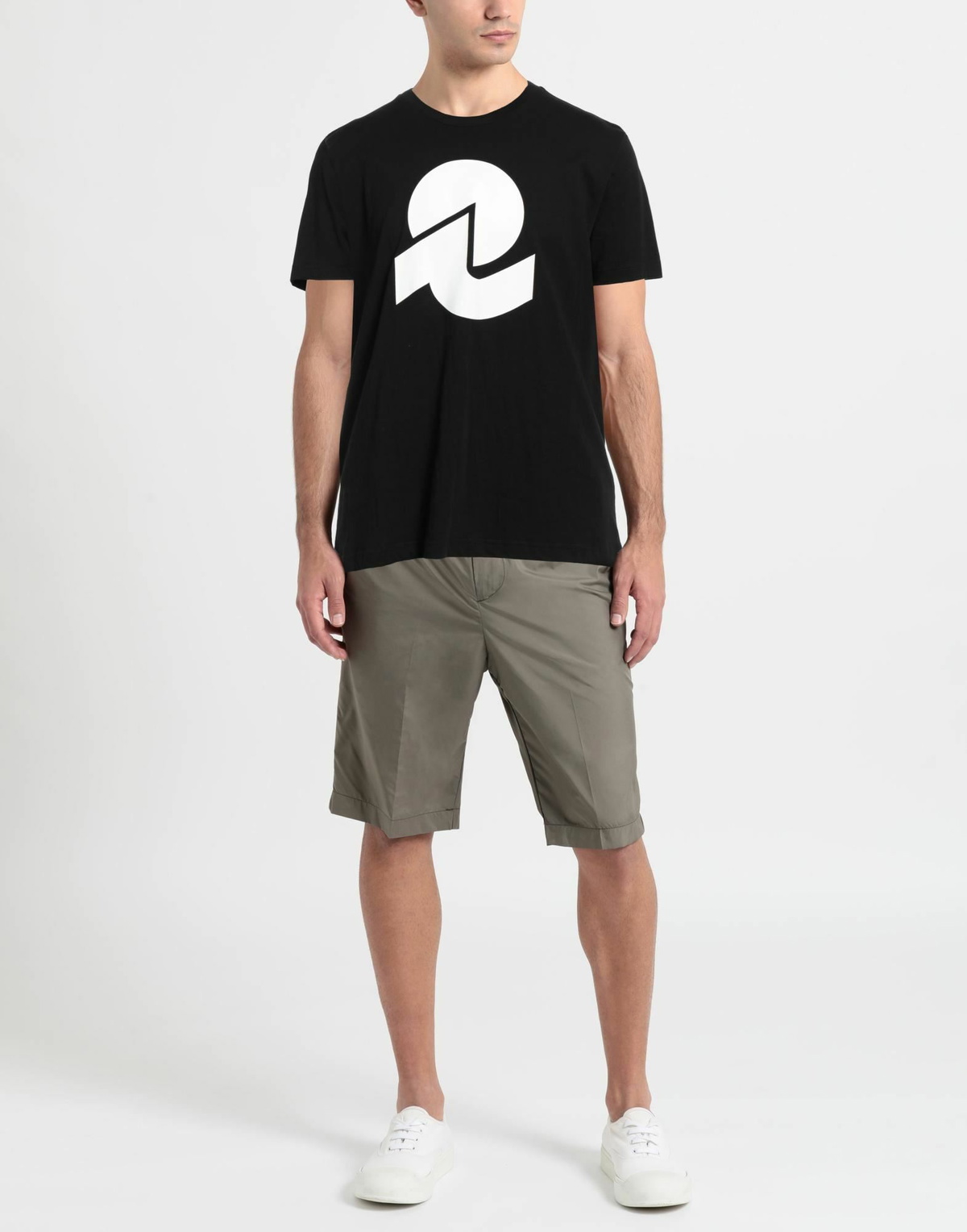Invicta Mens T-shirt in Black