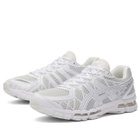 Asics Men's GEL-KAYANO 20 Sneaker in Glacier Grey/White