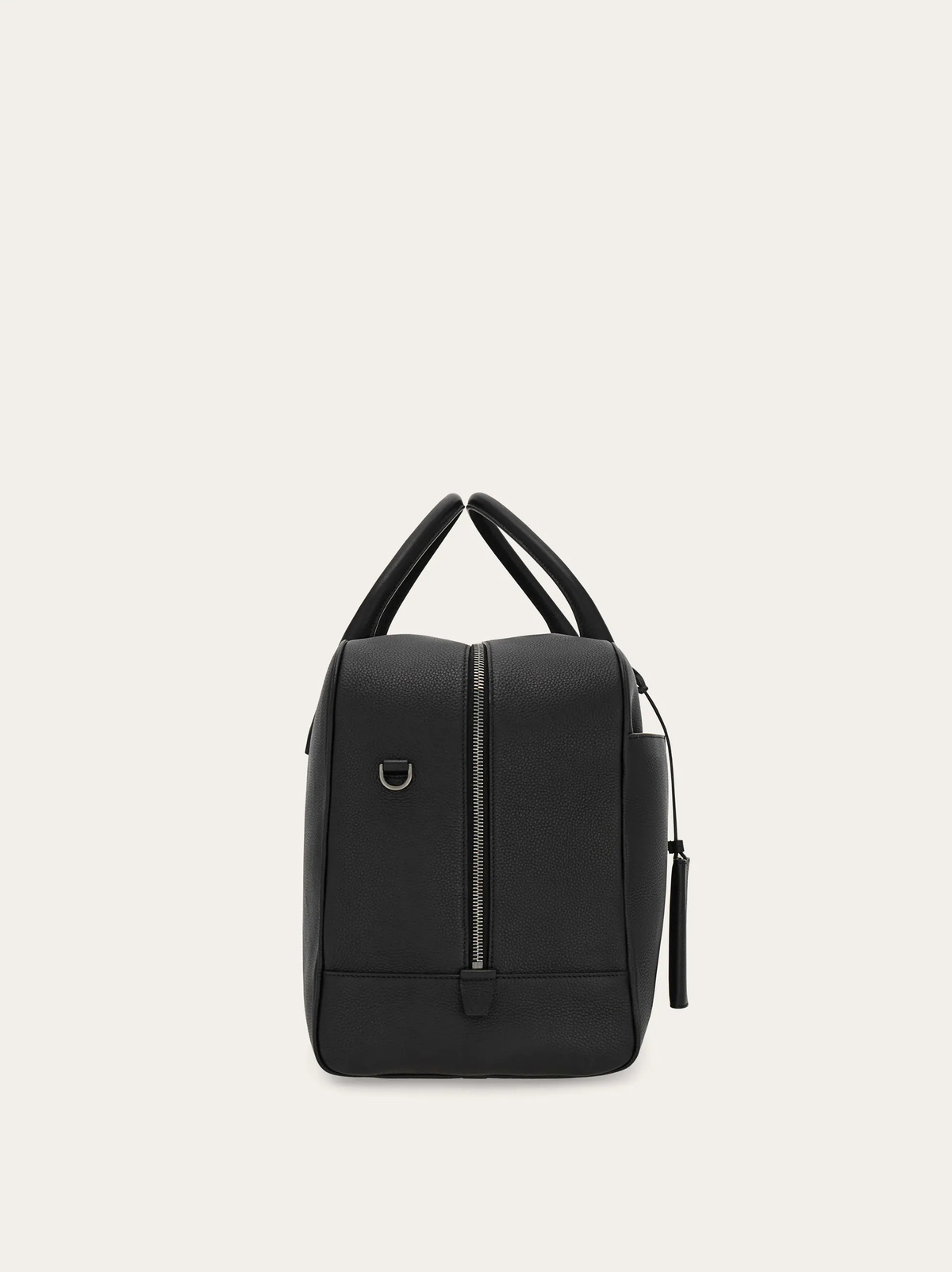 Ferragamo Mens Gancini duffle bag in Black