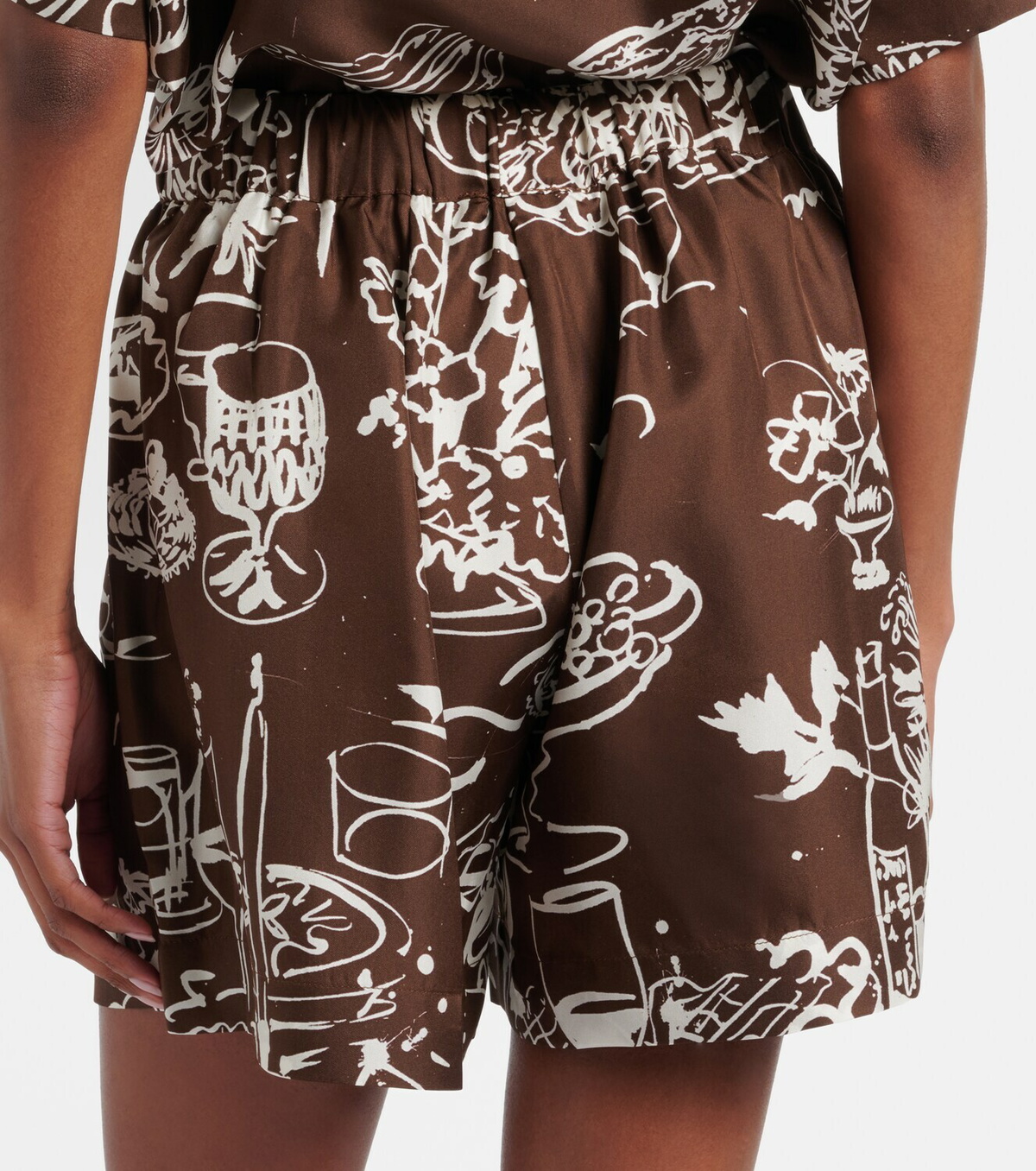 Asceno Zurich printed silk twill shorts