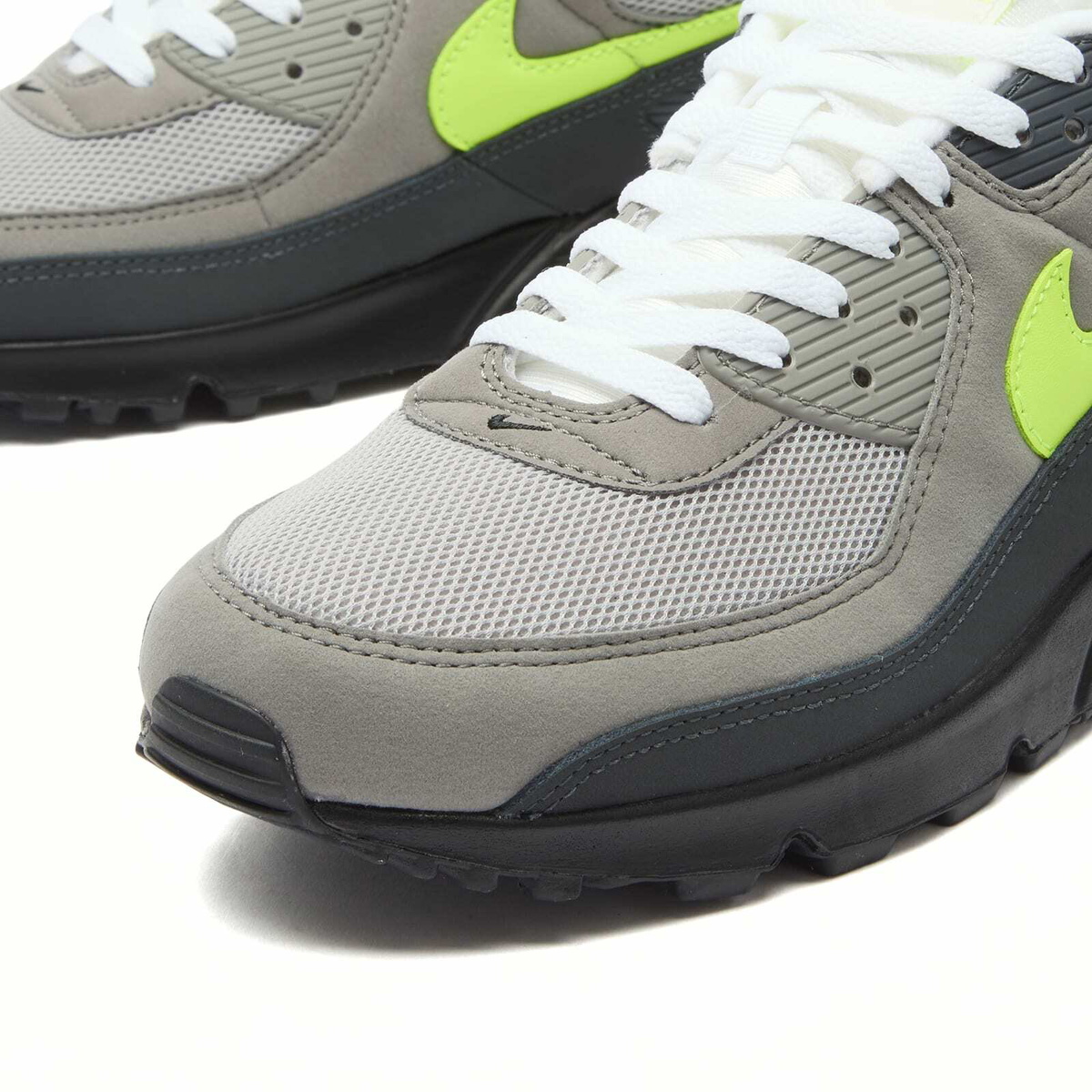 Nike Air Max 90 Amd Sneaker in Black/Neon Yellow