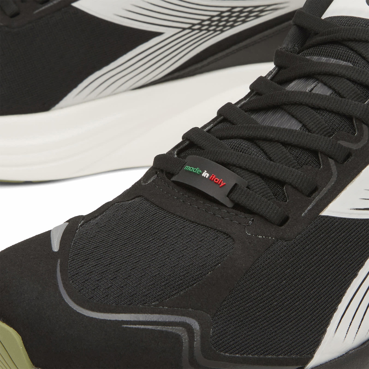 Diadora Men's Atomo Star Sneaker in Black/White/Sage