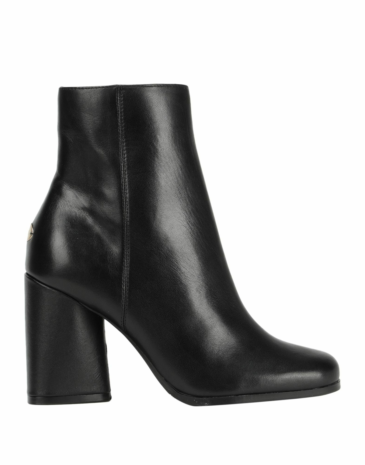 Guess Womens Ankle boots in Black