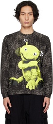 Gentle Fullness Gray & Black Alien Puppet Long Sleeve T-Shirt
