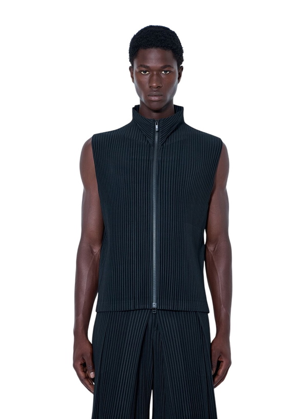 Photo: Homme Plissé Issey Miyake Sleeveless Ribbed Gilet