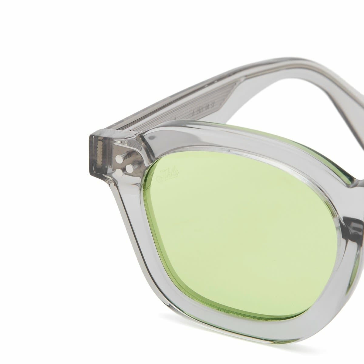 AKILA Logos Sunglasses in Cement/Apple 
