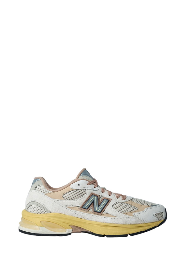 Photo: New Balance 2010 Sneakers