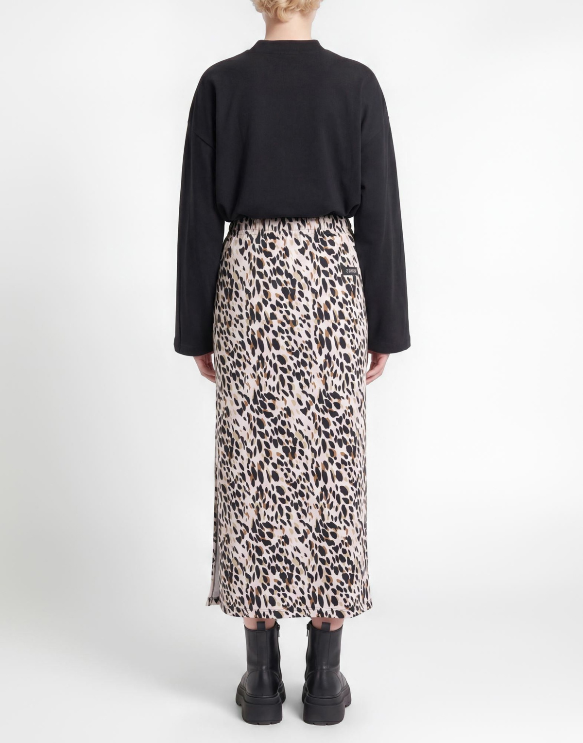 Shoe Womens Midi skirt in Beige