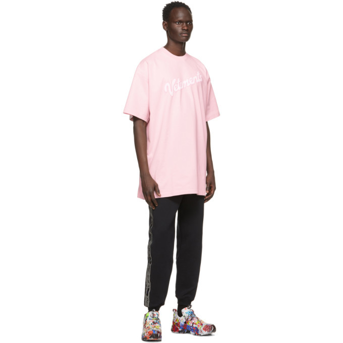 VETEMENTS Pink Sweet Logo T-Shirt Vetements