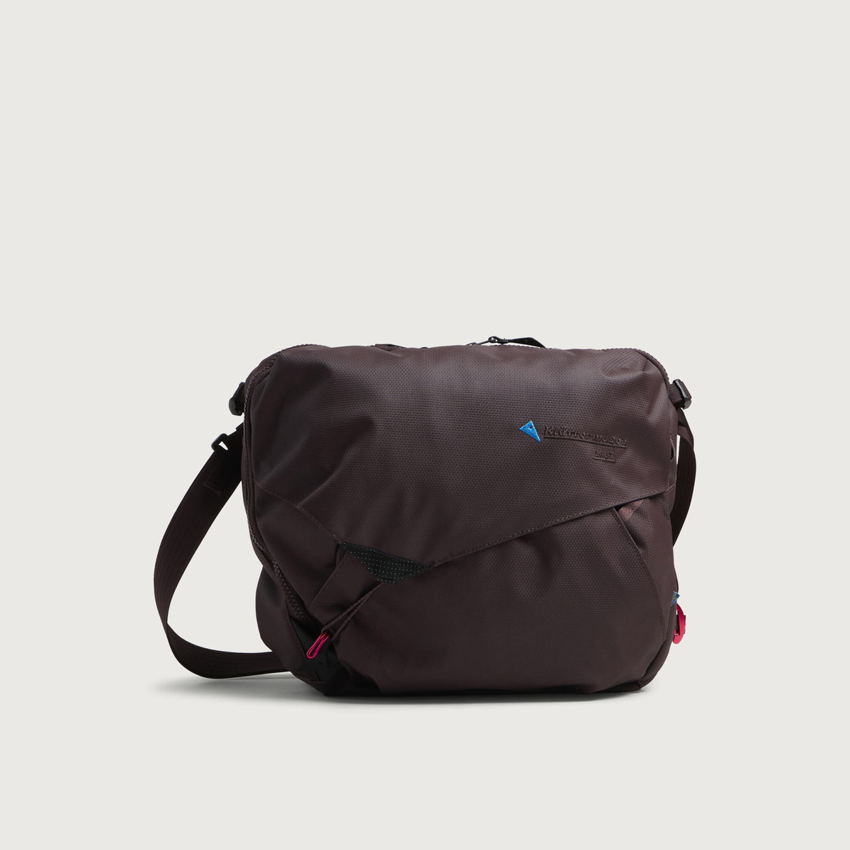Klättermusen Men's Gaut Messenger Bag in Brown Umber