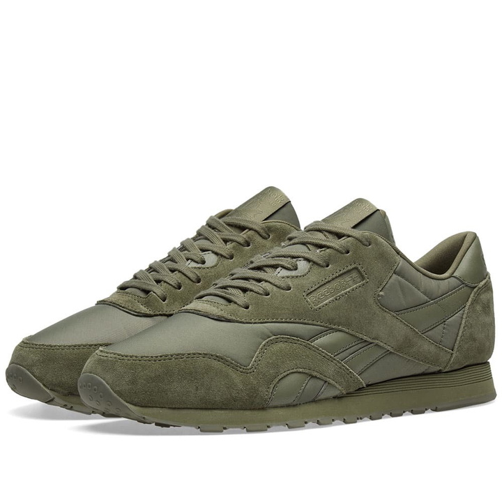 Photo: Reebok Classic Nylon W