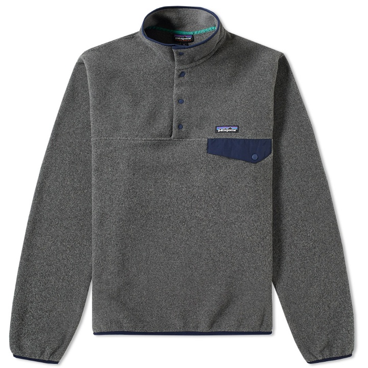 Photo: Patagonia Lightweight Synchilla Snap-T Pullover