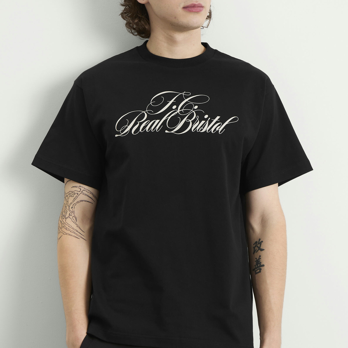 F.C. Real Bristol Men's Script T-Shirt in Black