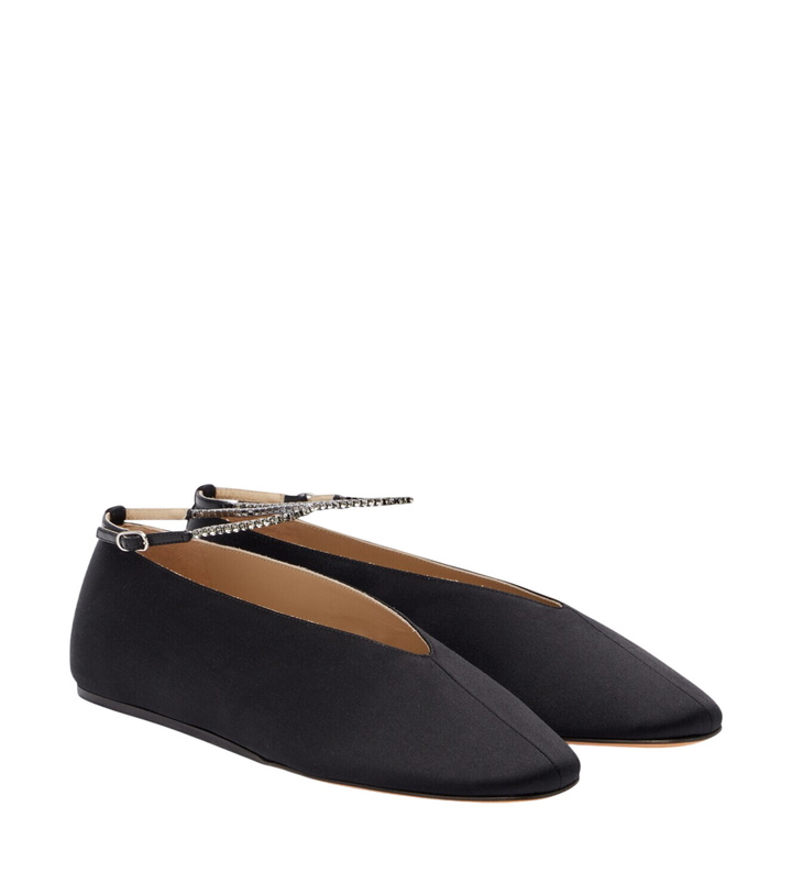 Photo: Le Monde Béryl Olympia embellished satin ballet flats