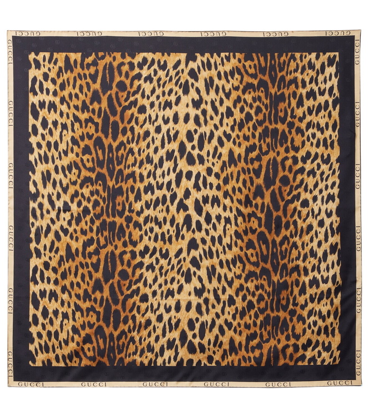 Photo: Gucci Leopard-print silk twill scarf