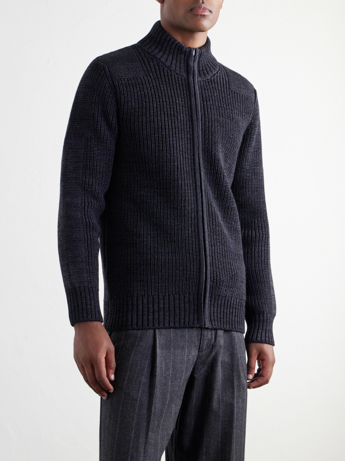 S.N.S. Herning - Robust Merino Wool Zip-Up Sweater - Black