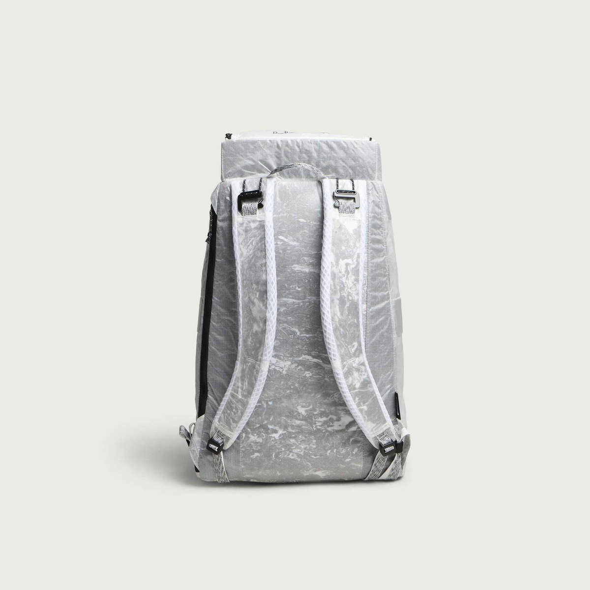 Db Journey Weigh Lighter Hugger Backpack 30L in Monochrome