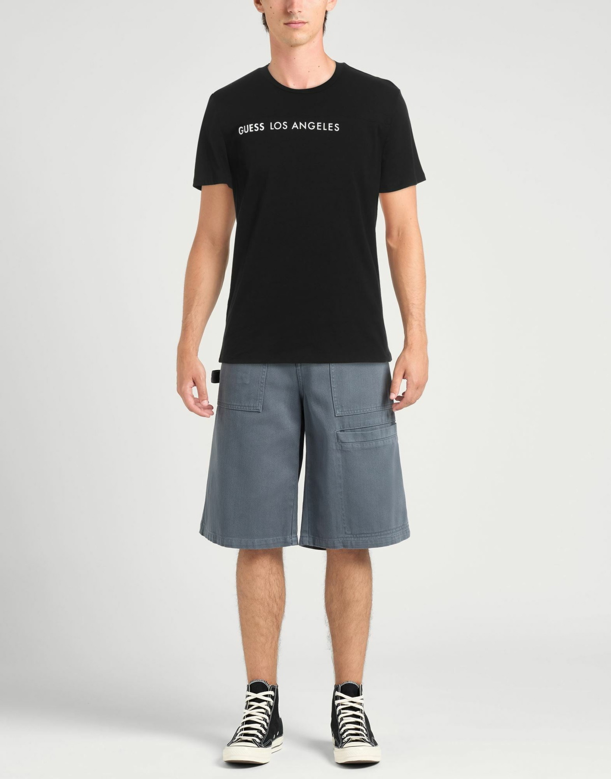 Guess Mens T-shirt in Black