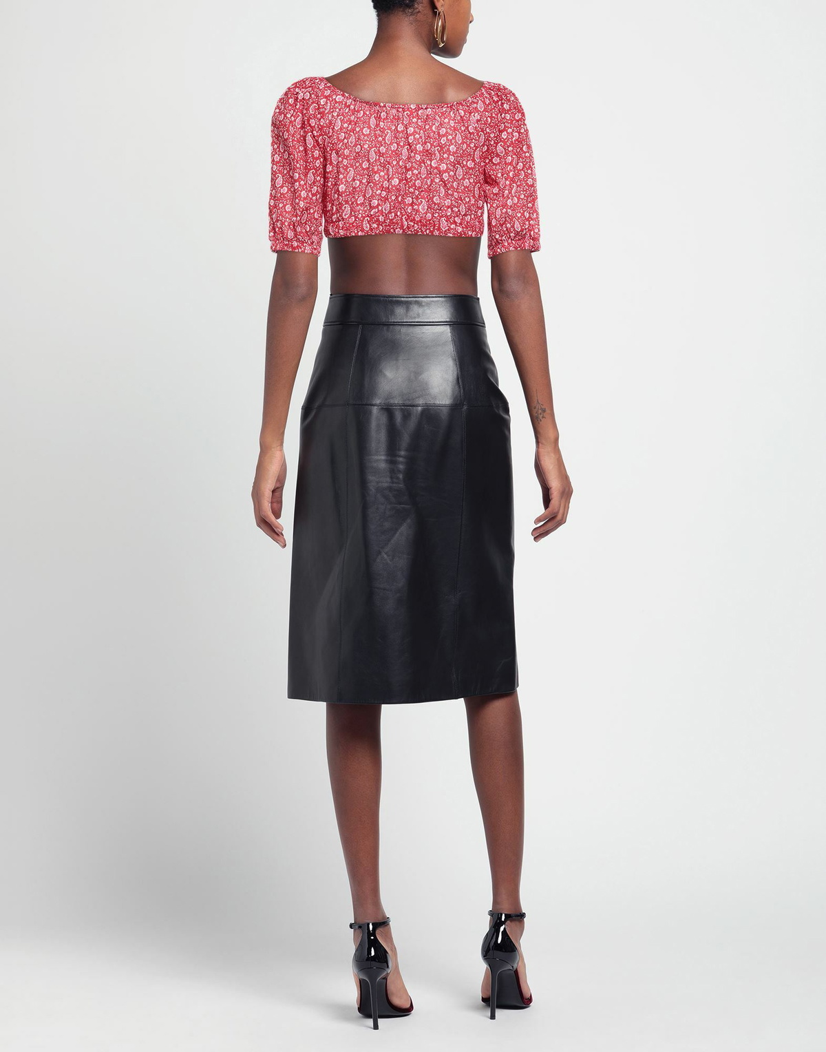 Delfina Womens Top in Red