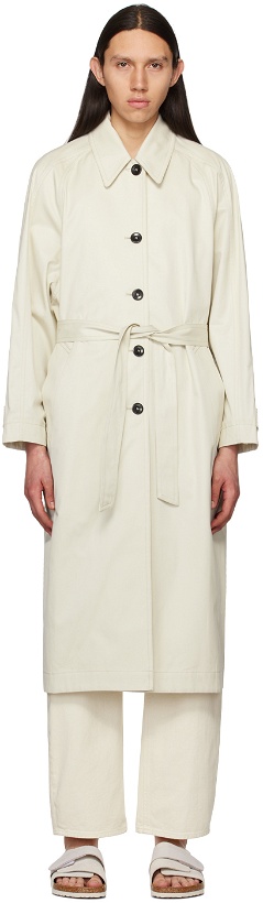 Photo: LOW CLASSIC Off-White Ventile Trench Coat