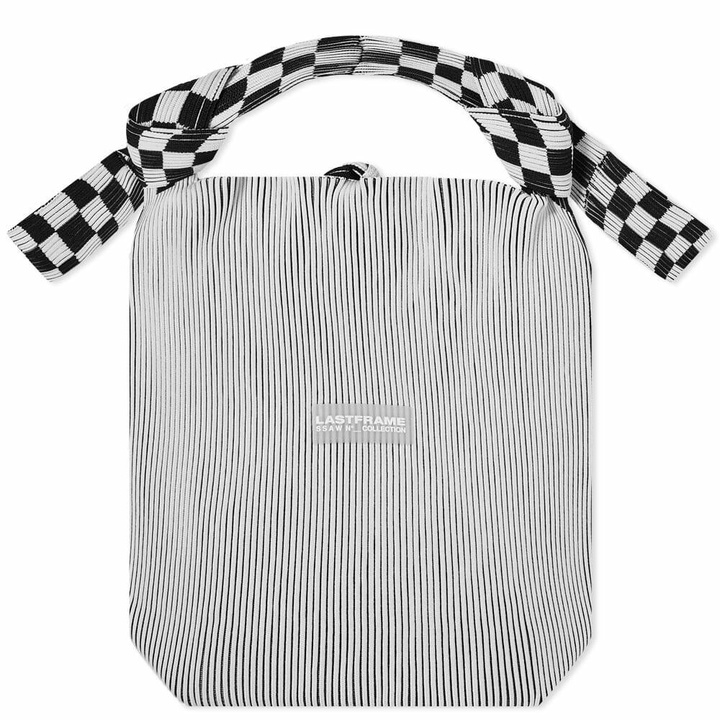 Photo: LASTFRAME Women's Ichimatsu Obi Tote - Medium in White/Black