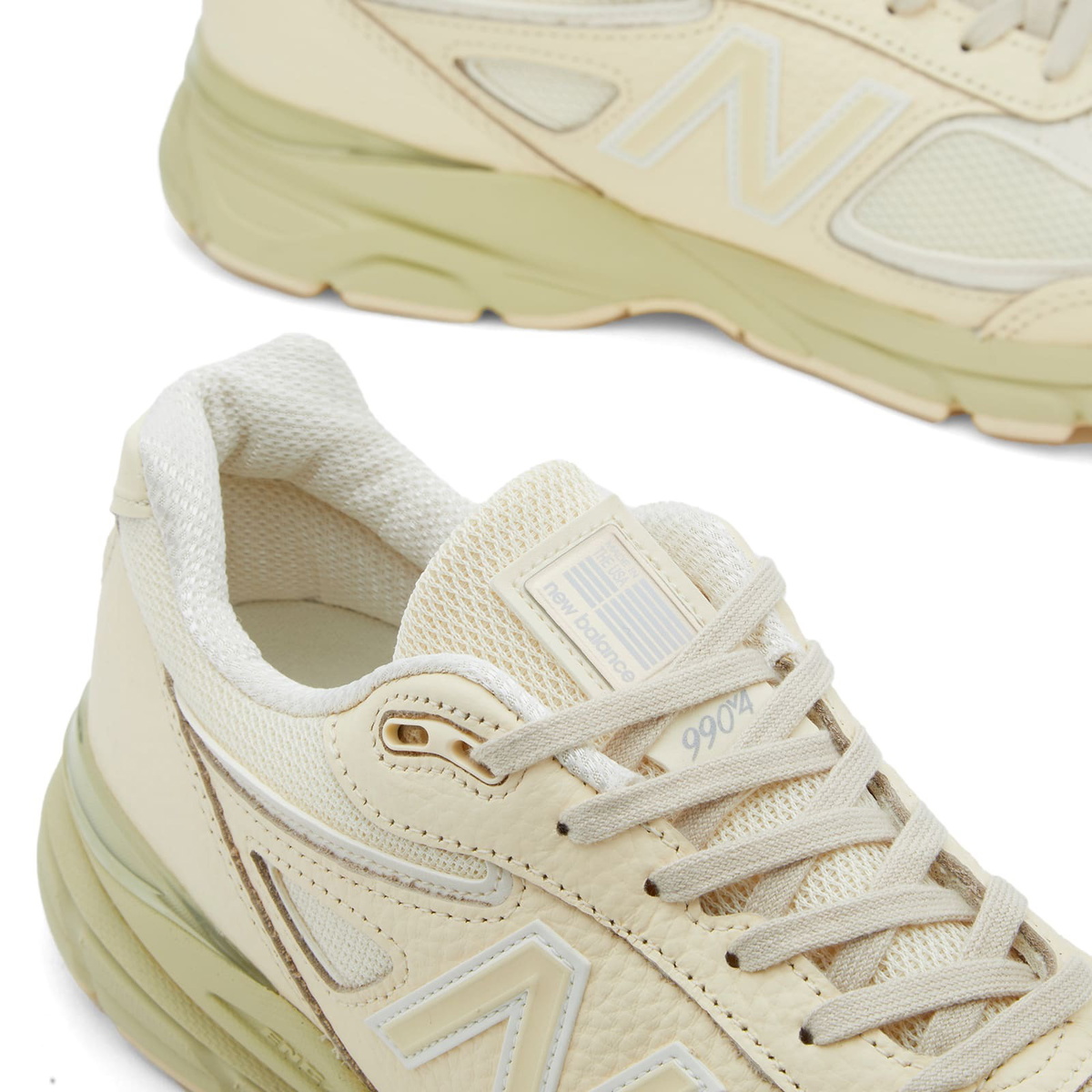 New Balance U990BO4 in Cream New Balance