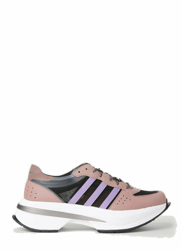 Photo: adidas - Esiod Sneakers in Pink