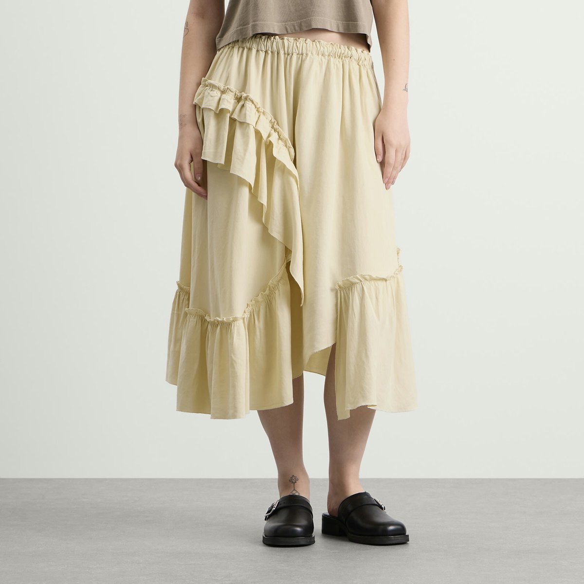 YMC Women's Draped Midi Skirt in Shell
