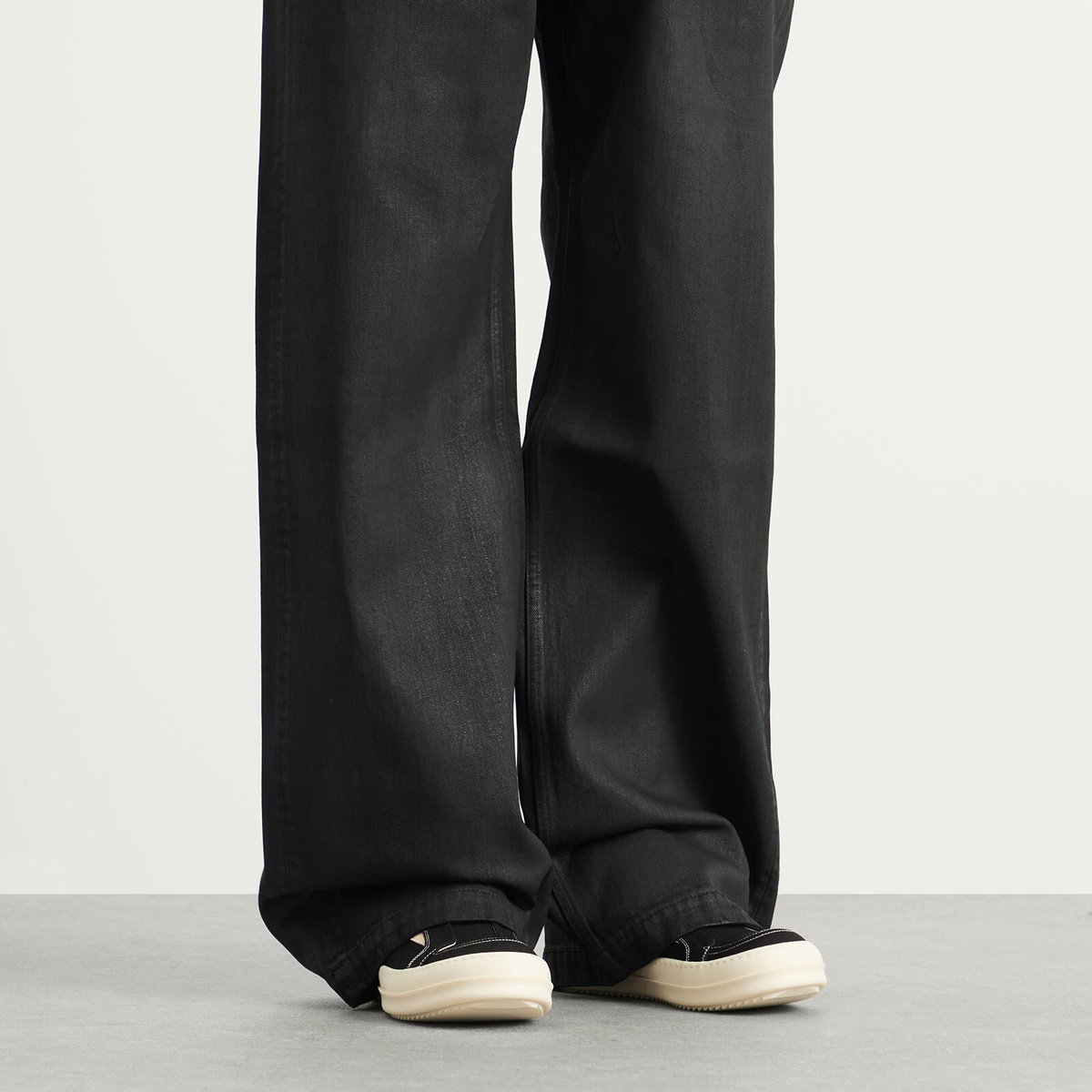 Rick Owens DRKSHDW Men's Slip On Vintage Sneaks in Black/Milk/Milk Rick Owens DRKSHDW Men's Slip On Vintage Sneaks in Black/Milk/Milk