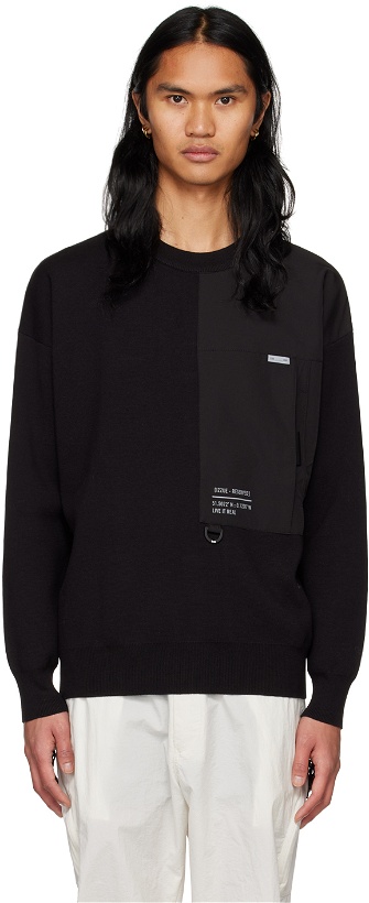 Photo: Izzue Black Pocket Sweatshirt