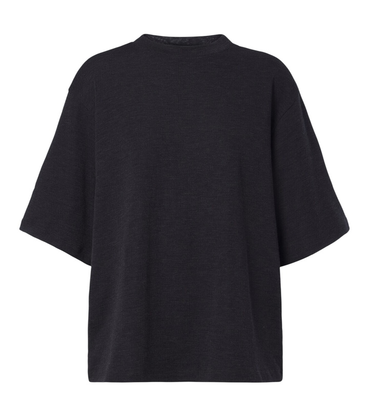 Photo: Róhe Knitted wool T-shirt