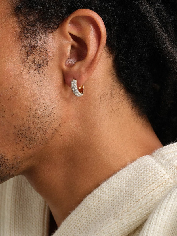Photo: Alex Moss New York - Huggie 14-Karat Gold Diamond Earring