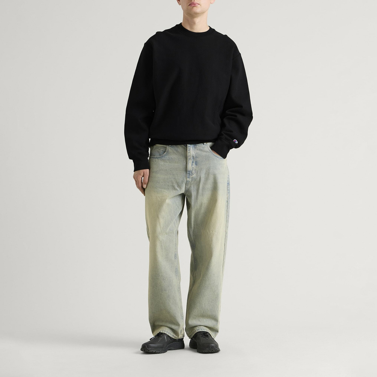 Champion Men's Reverse Weave Relaxed Sweatshirt in Black