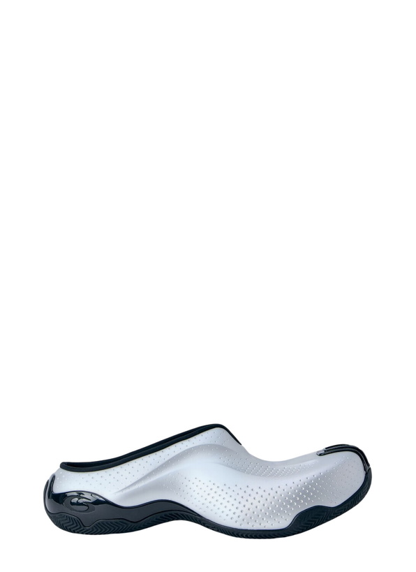 Photo: Balenciaga Basketball Mule Sneakers