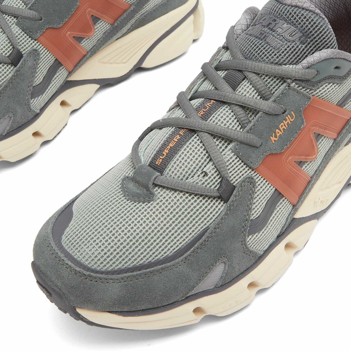 Karhu Men's Super Fulcrum Sneaker in Sedona Sage/Sierra