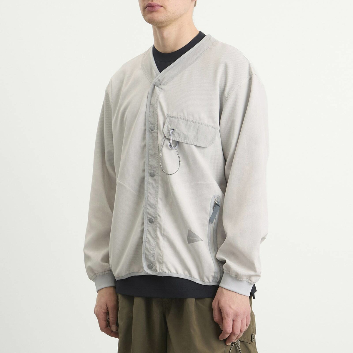 and wander Men's Vent Cardigan in Light Grey