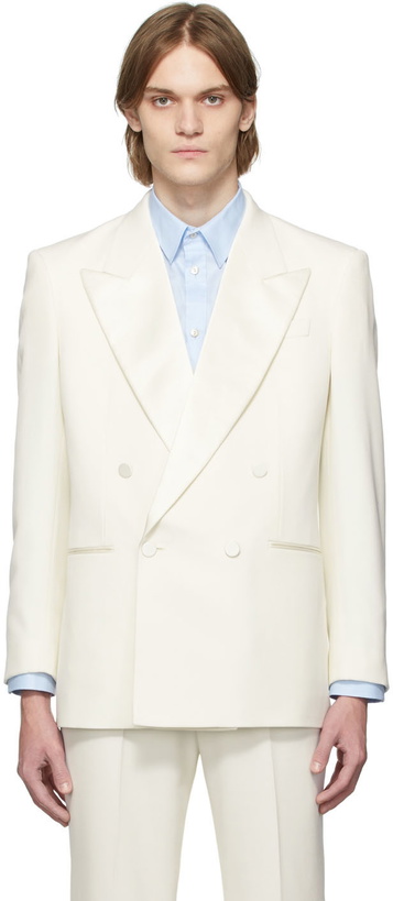 Photo: Gucci Off-White Wool Fluid Evening Blazer