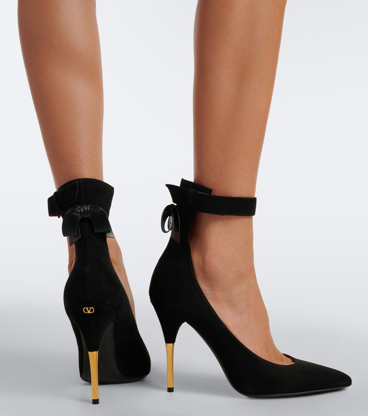 Valentino Garavani Fatale suede pumps