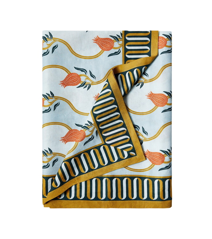Photo: La DoubleJ Melograno Large printed linen tablecloth