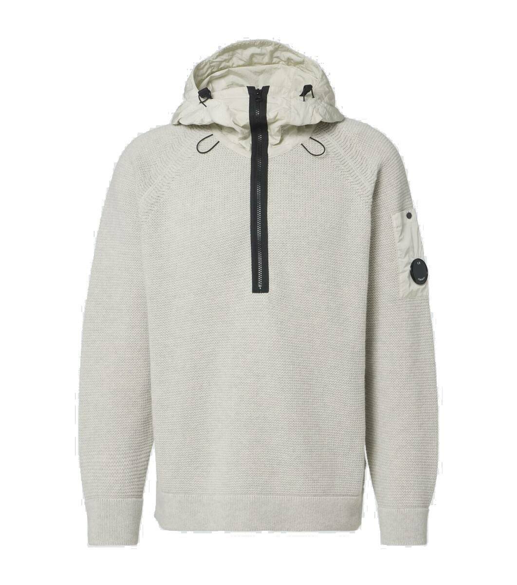 【送料&関税込】C.P. Company Hooded Knit C.P. Company Lambswool Hooded Zipped Logo Knit | REVERSIBLE