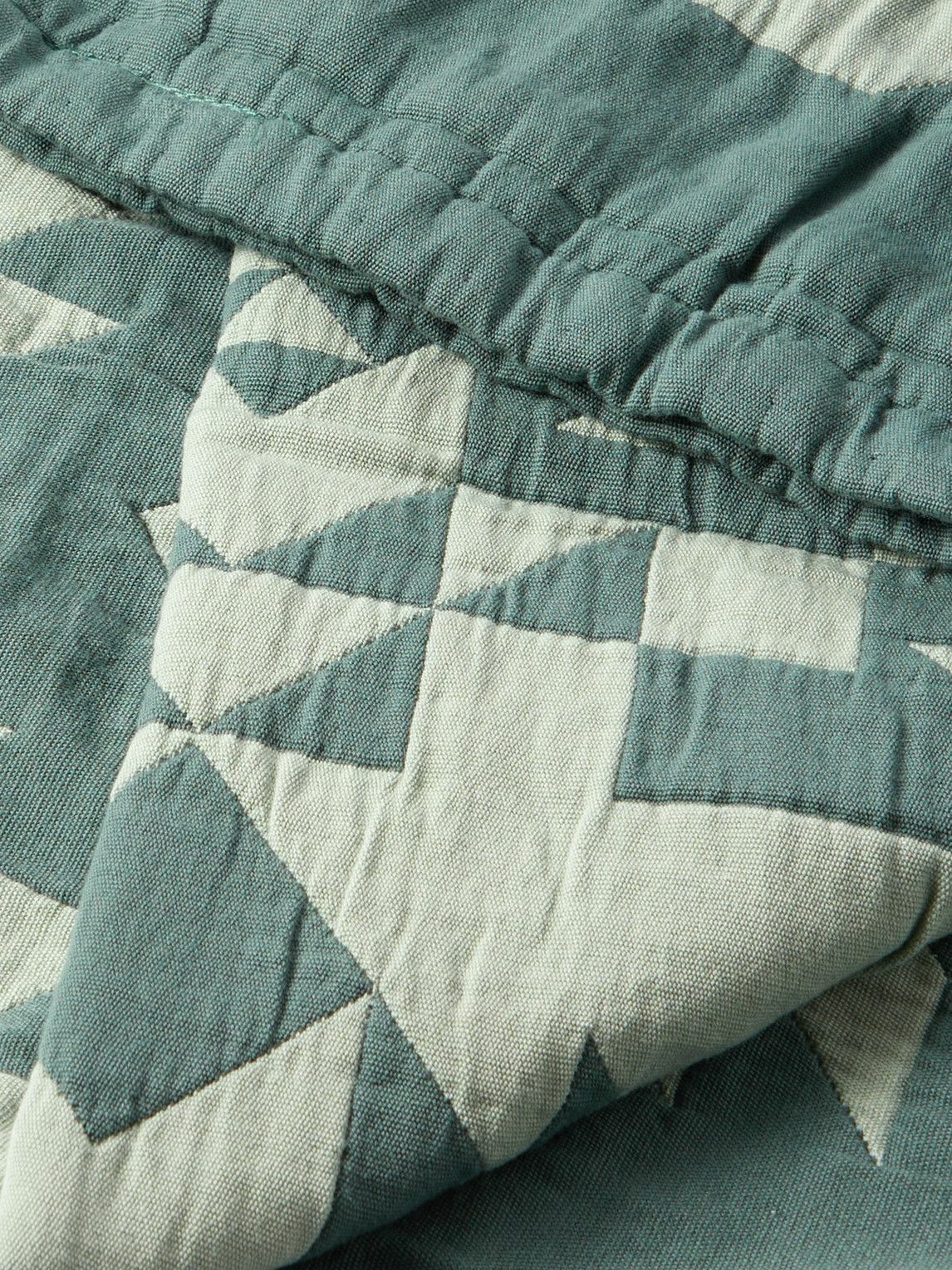 Pendleton Quilted Organic CottonMatelassé Blanket Pendleton