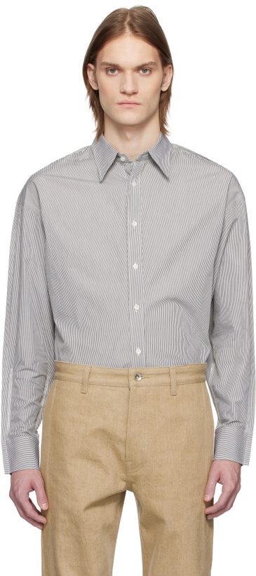 Photo: Karmuel Young Black & White Trapezium XY-Plane Sleeves-Holder Shirt