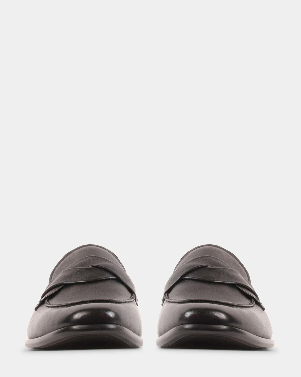 Steve Madden Chevoit Loafers in Black